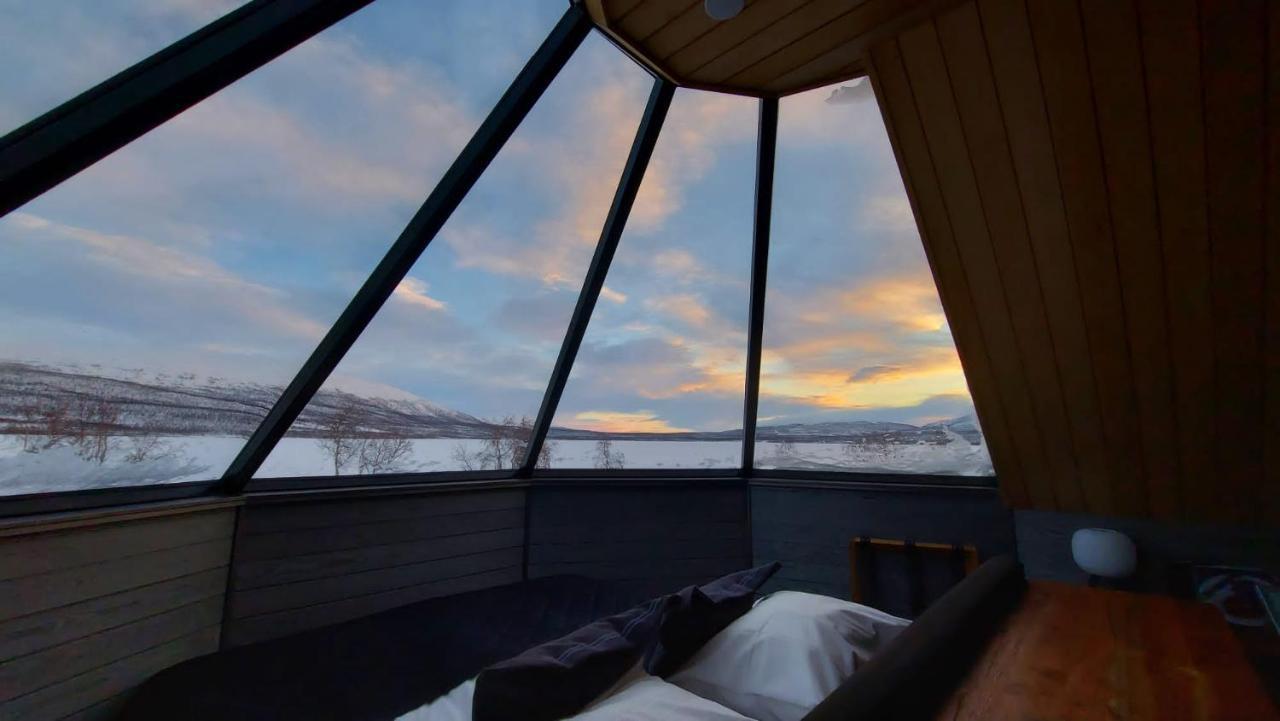 Arctic Land Adventure Glass Igloos Kilpisjärvi Eksteriør bilde